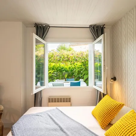 Du Porche بيت للعطل *